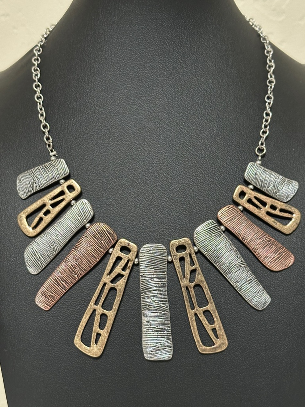 45.  DaVinci Silver Gold Copper Tone Vertical Bar Statement Necklace Earring Set